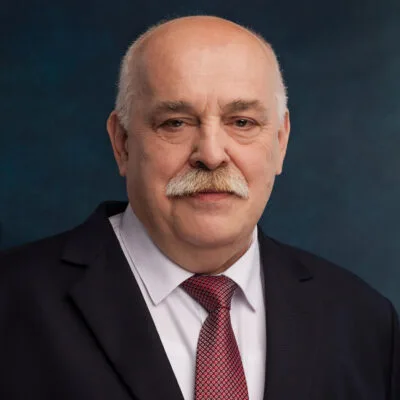 Janusz Szypułowski Janusz Szypułowski – Partner Zarządzający, Radca Prawny
